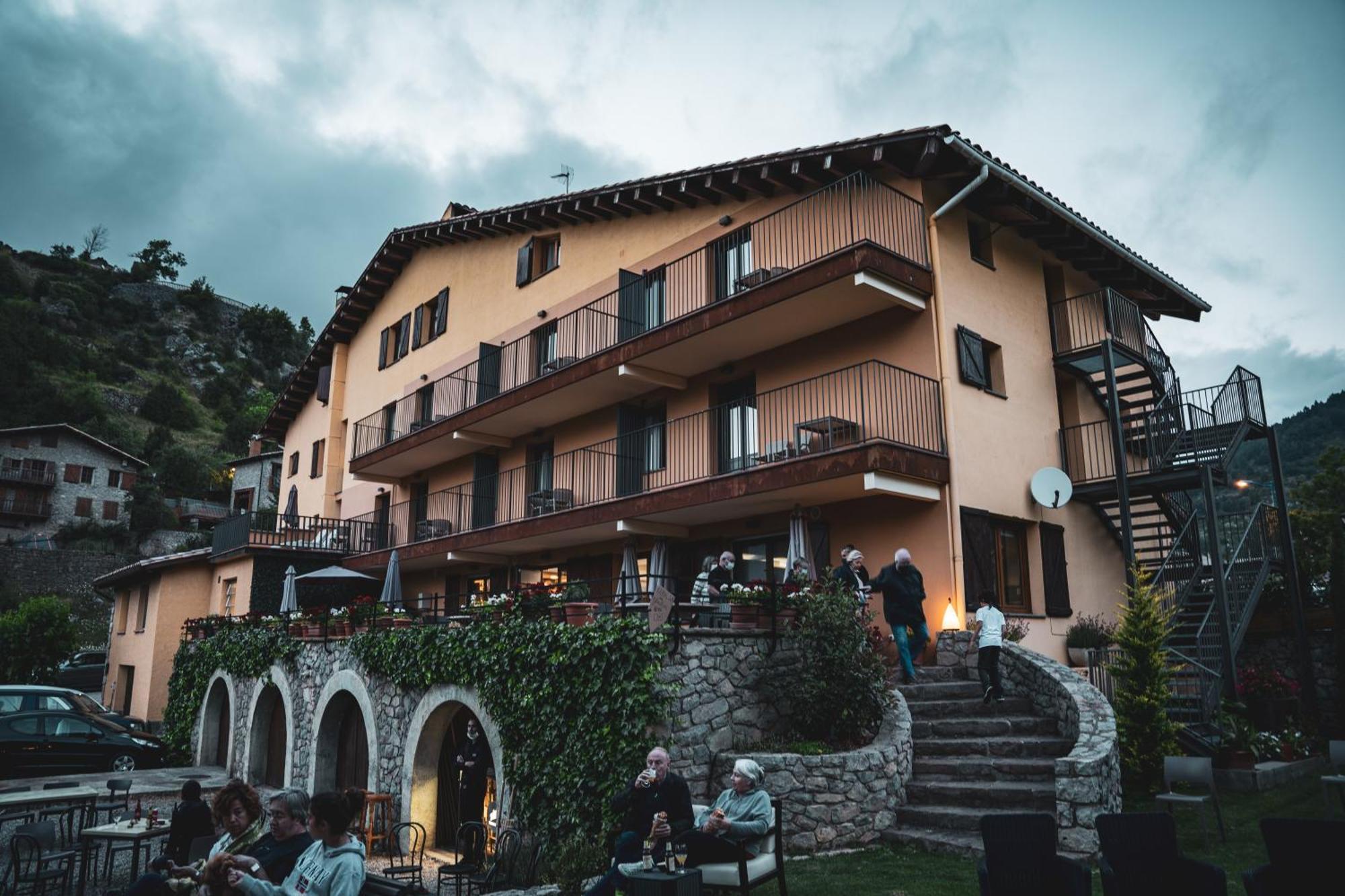 Hostal Cal Francisco Gósol Buitenkant foto